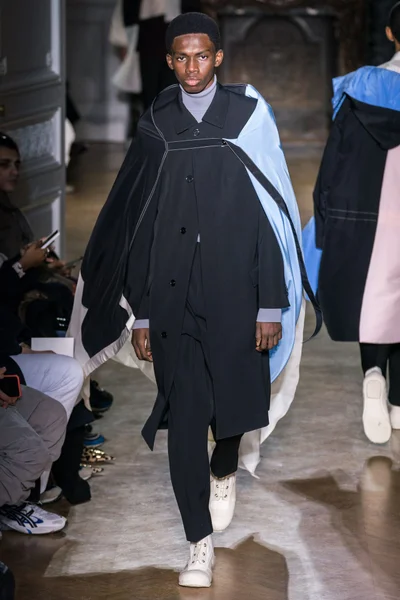 Look 40